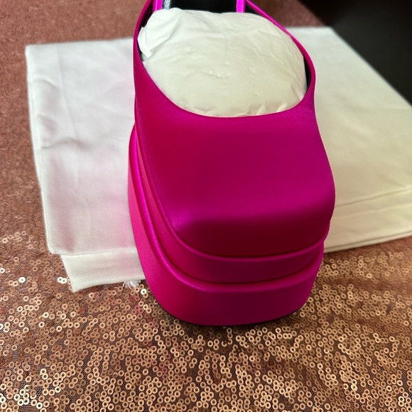 Versace Sandals Sz 8 Pink. Authentic Aevitas Medusa Crystal Ankle-Strap Platform - Picture 17 of 17